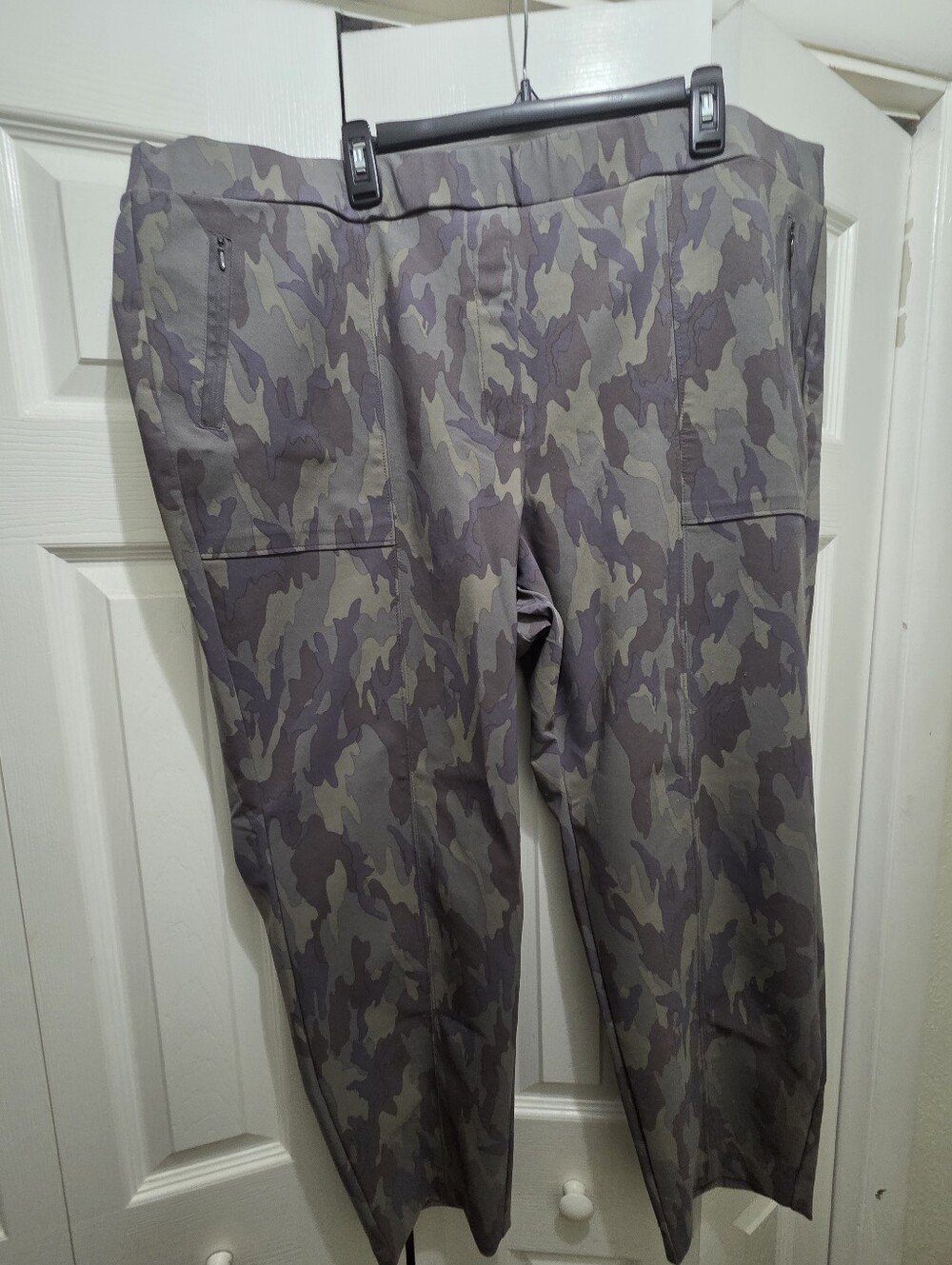 Lane Bryant Camouflage Pants in Olive and Gray Size 26